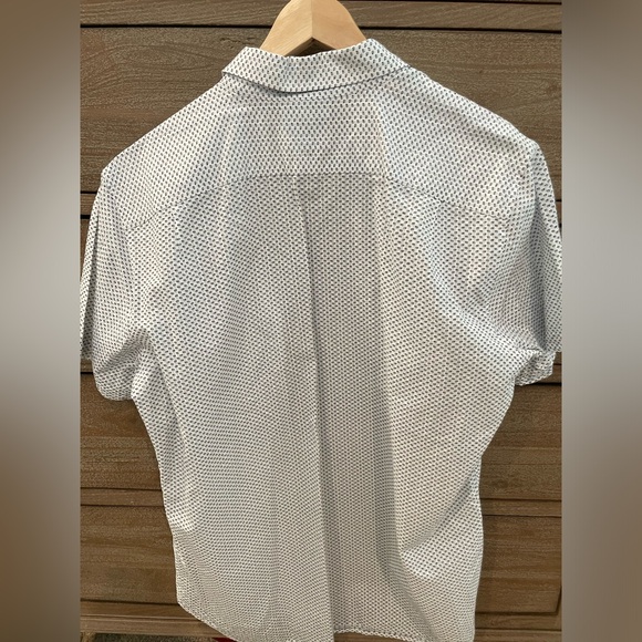 BONOBOS Slim Fit Short Sleeve Button-Up Shirt Size Large - Picture 2 of 6